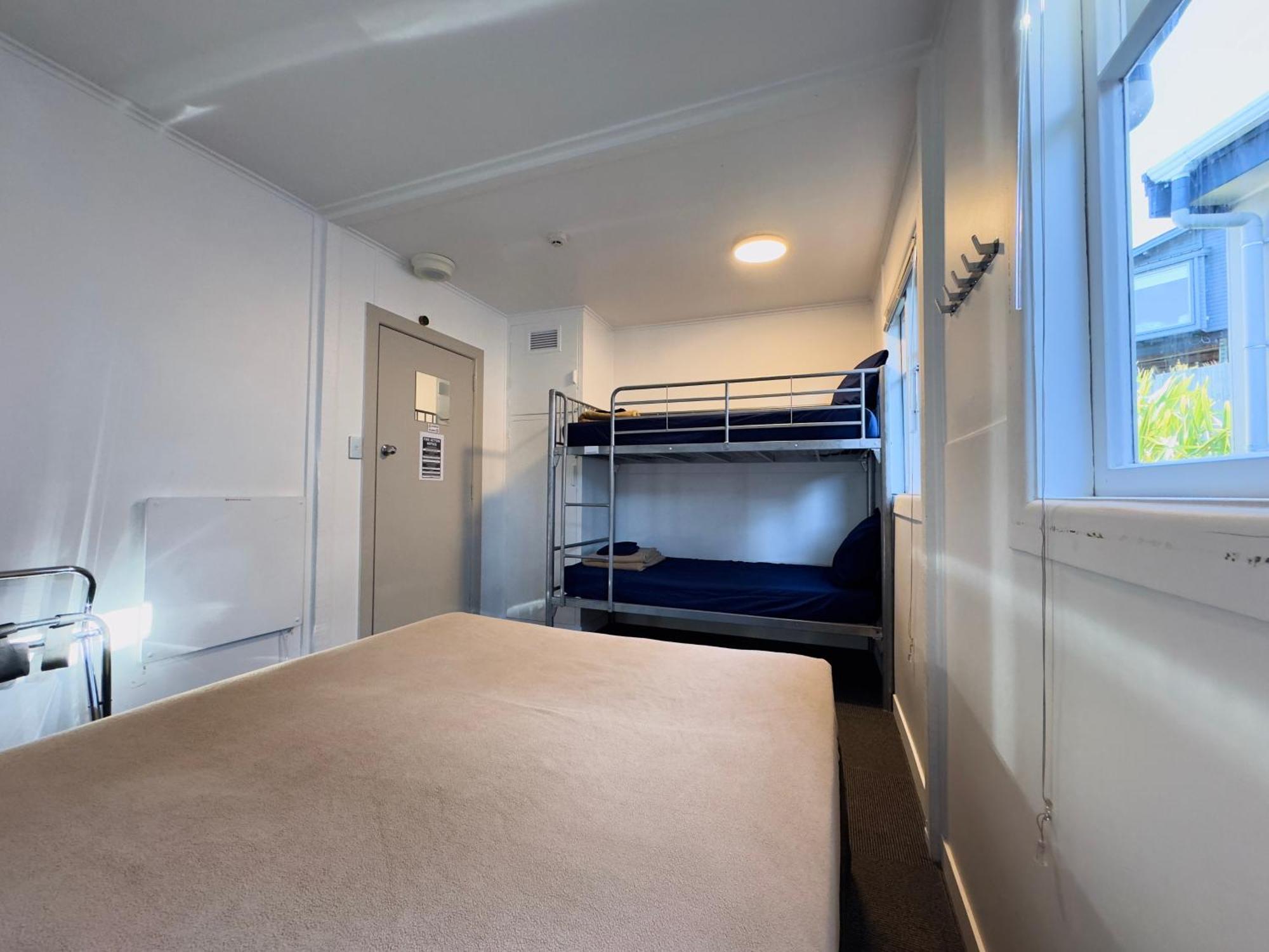 Waiheke Backpackers Hostel 欧尼坦基 外观 照片