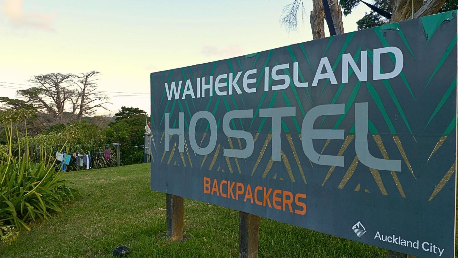 Waiheke Backpackers Hostel 欧尼坦基 外观 照片